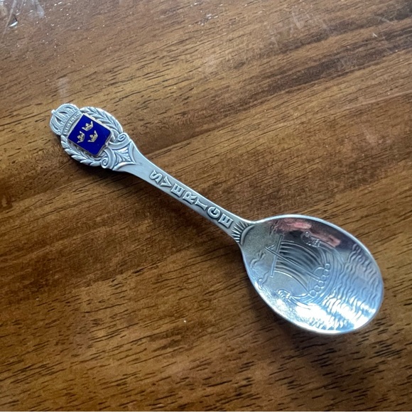 SVERIGE Sweden Souvenir Spoon - Picture 5 of 10